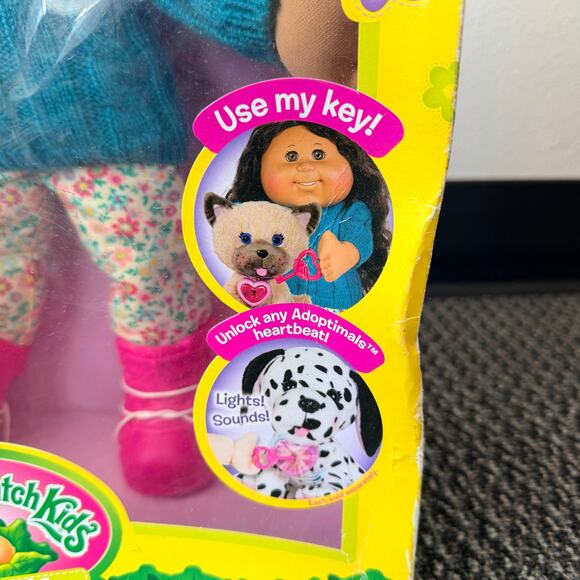 Cabbage Patch Kids Doll Adoptimals with Heartbeat Key 15" Brown Curly Hair NEW - Picture 7 of 11